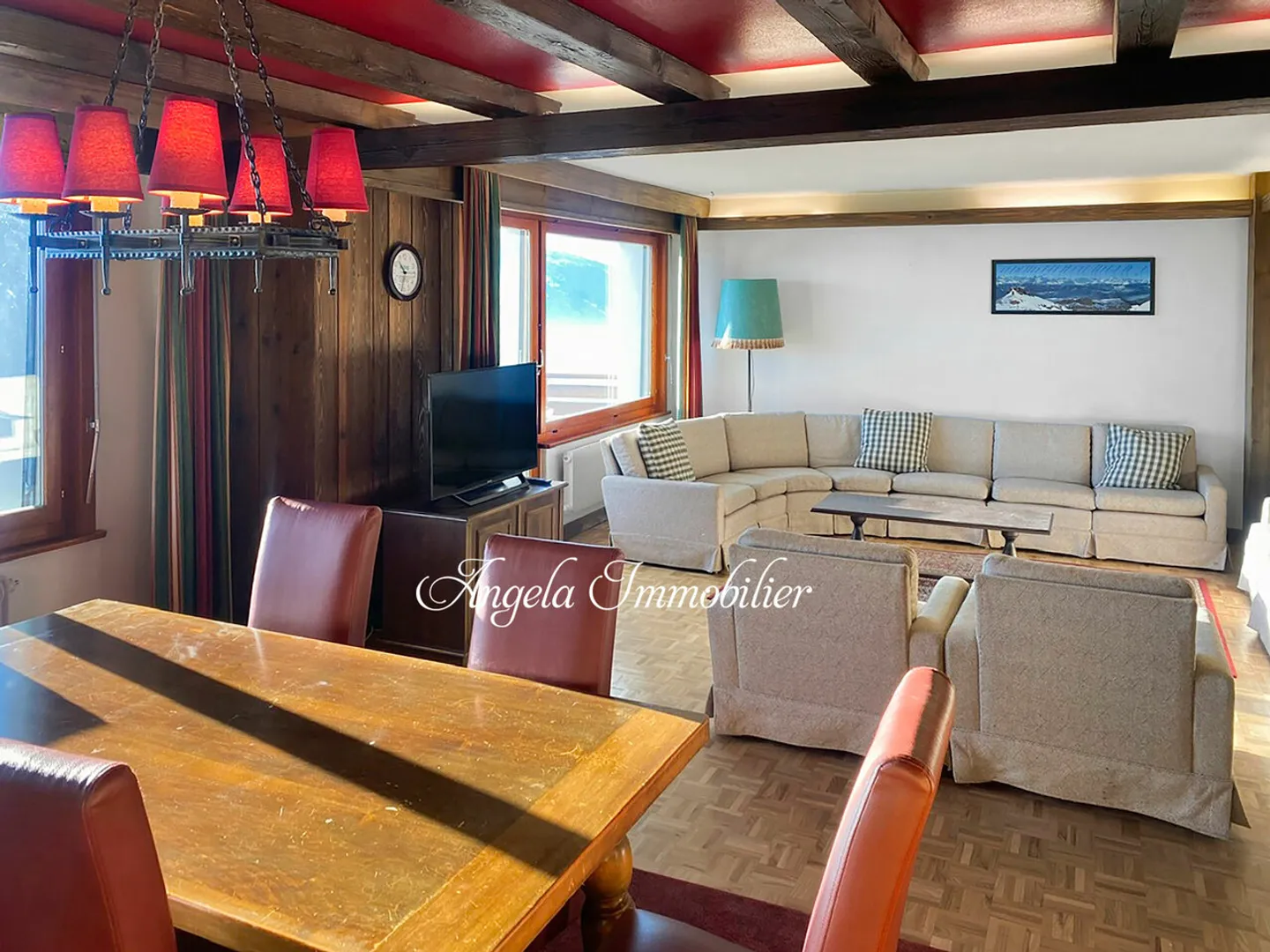 Ski-in and out apartment - Photo 4 of 15