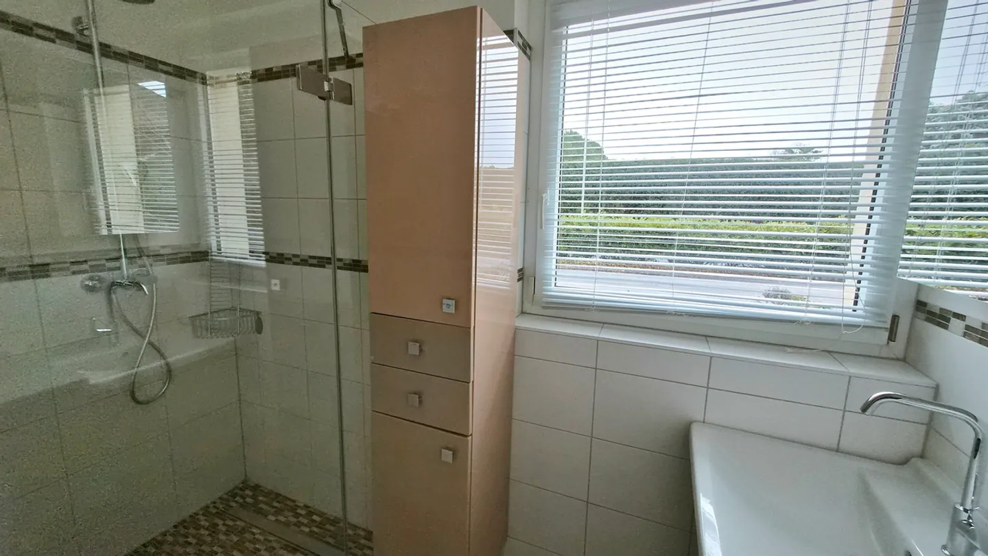 Wunderschöne 3,5-Zimmer-Wohnung mit Terrasse und Garten - Foto 7 von 12