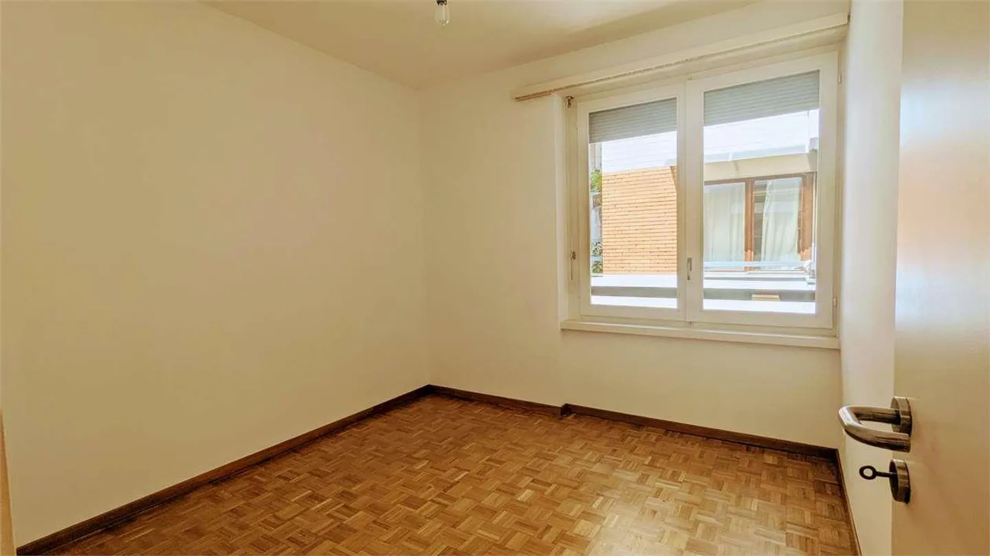 Lugano, magnificent 4.5-room apartment with terrace and lake view - Photo 13 of 13