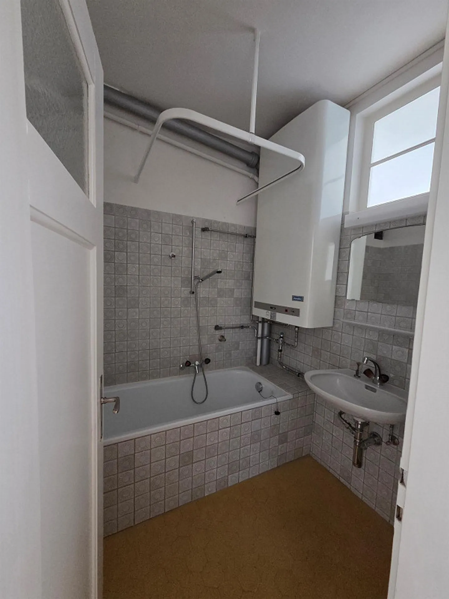 Charmante 2.5 Zimmerwohnung - Foto 10 von 11