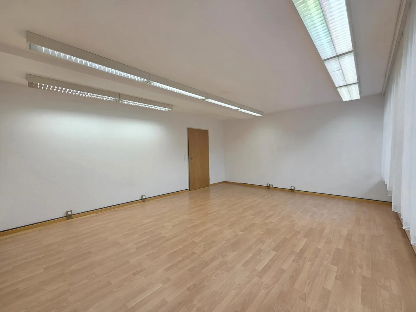 Spazio per ufficio o studio in posizione centrale a Wängi - Foto 3 di 8