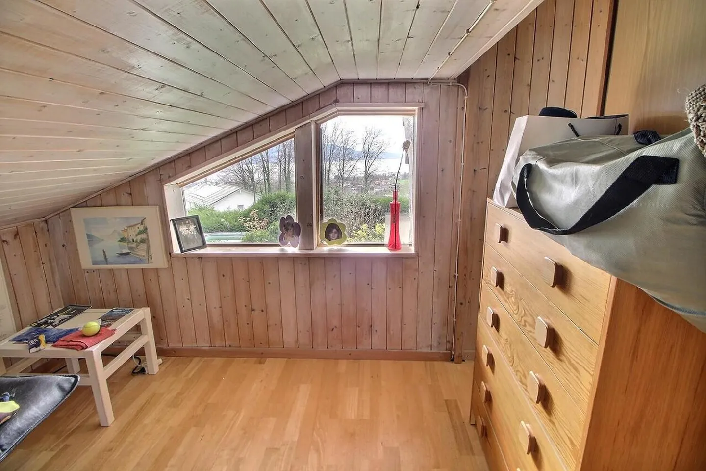 Superb individual house with lake view in occupied life annuity without rent - Photo 11 of 17