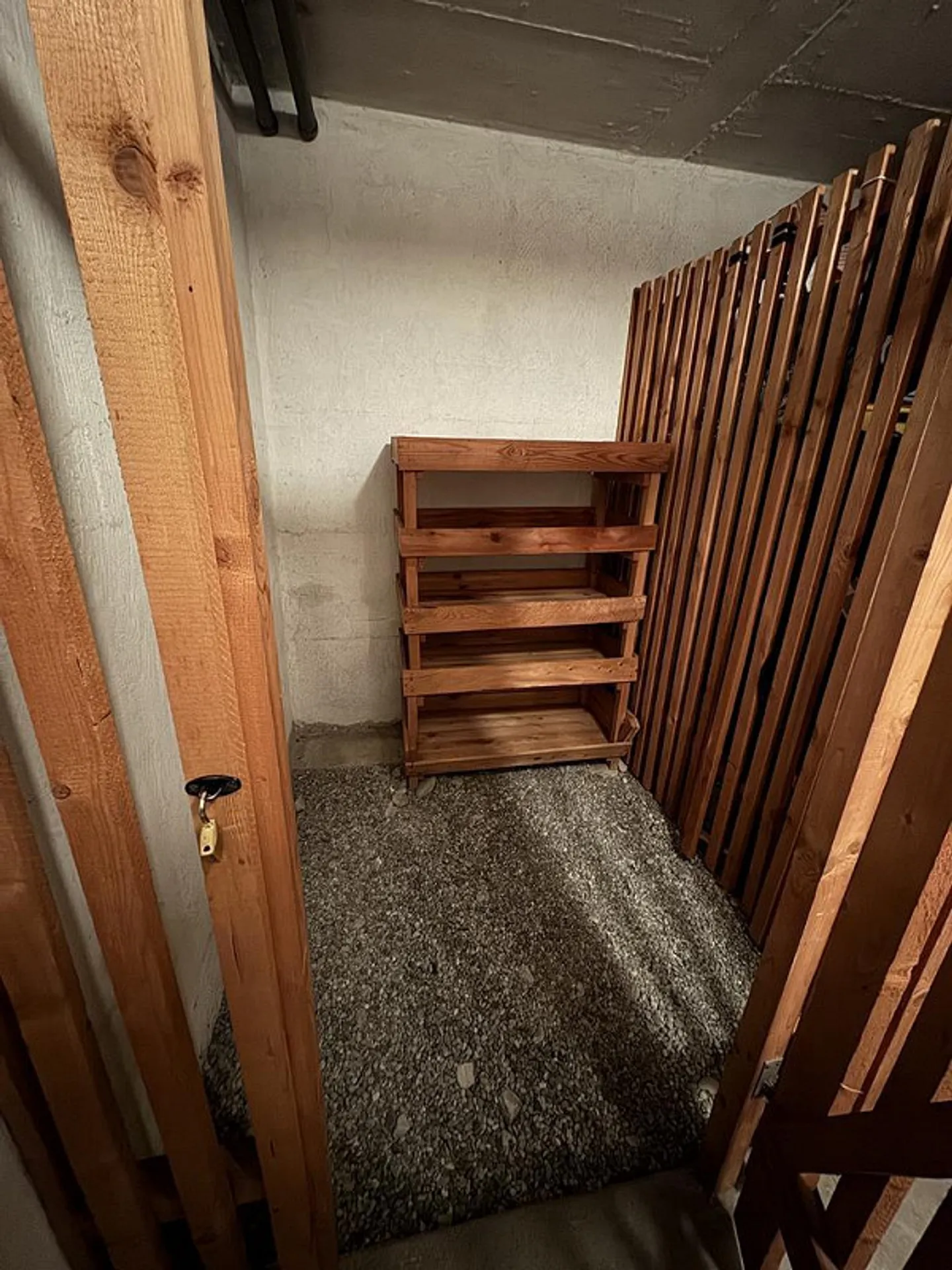 Appartamento mansardato parzialmente ristrutturato a Winterthur - Foto 10 di 10