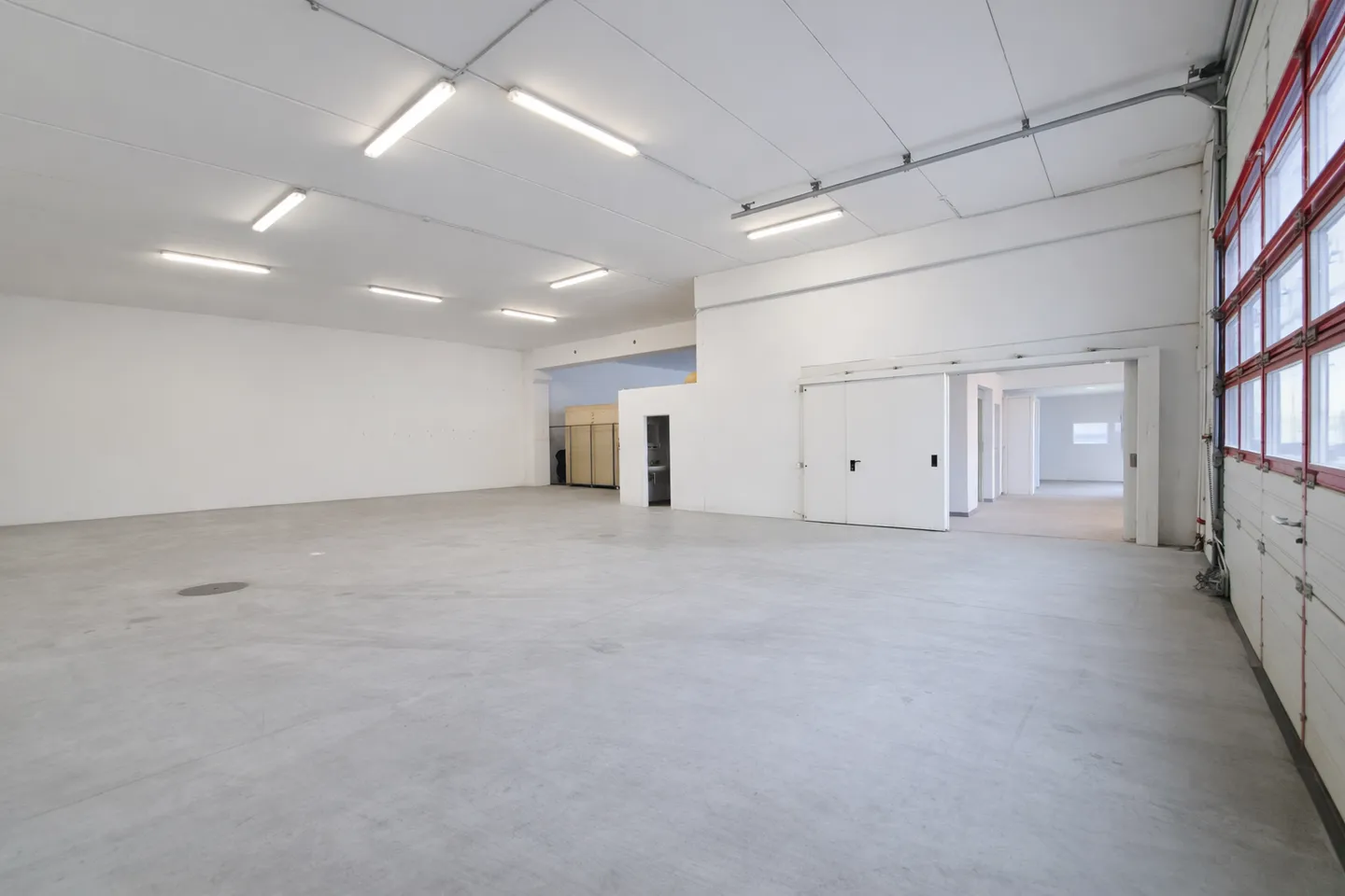 Geräumiges Gewerbe Lager - Foto 1 von 4