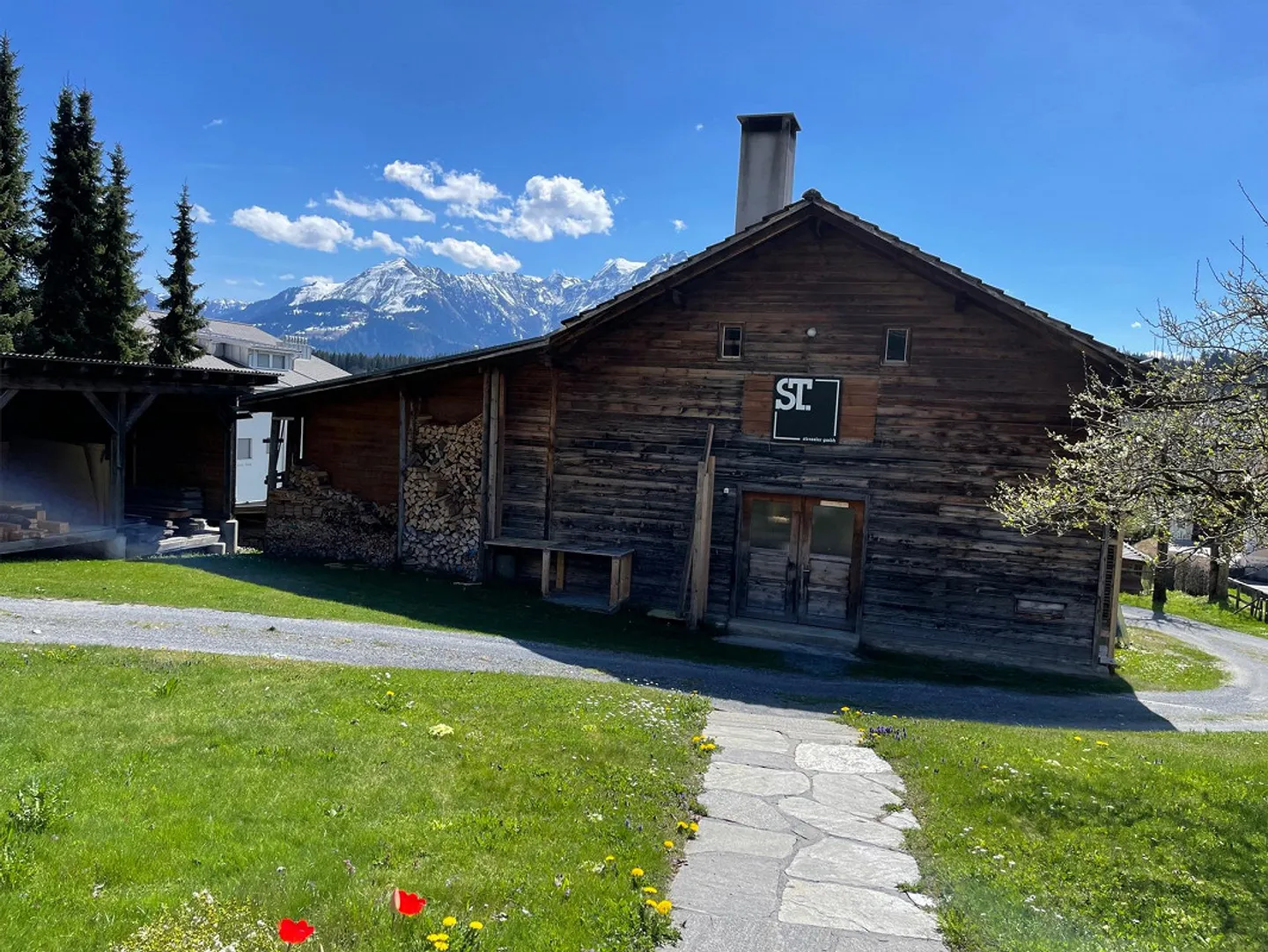 Espace commercial attrayant (environ 300 m2) dans un emplacement central à Flims village - Photo 6 sur 6