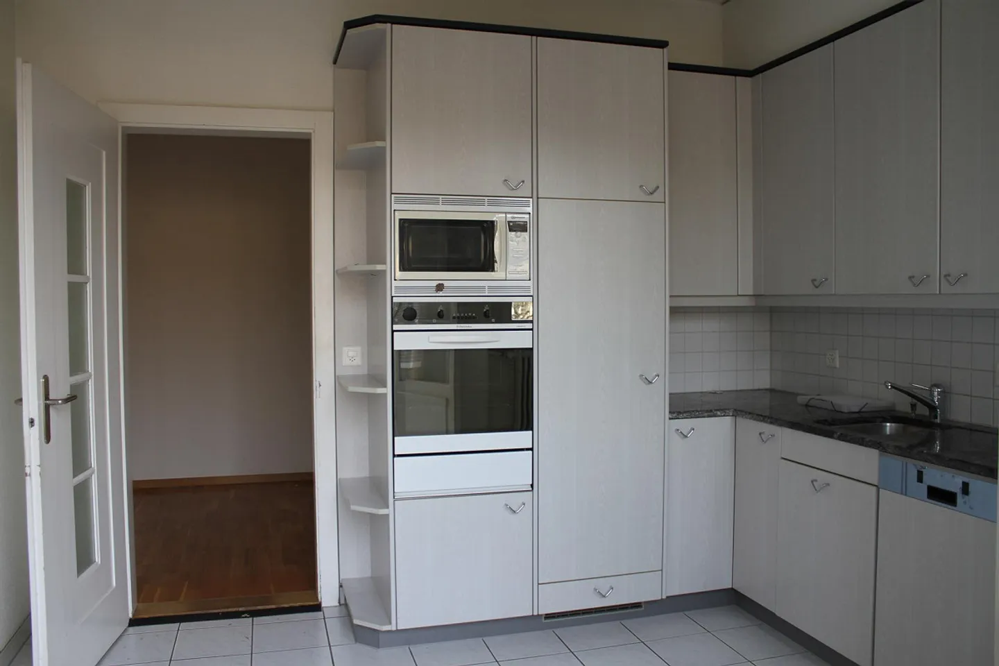 Beautiful temporary 3-room apartment in the Spitalacker district - Photo 1 of 11