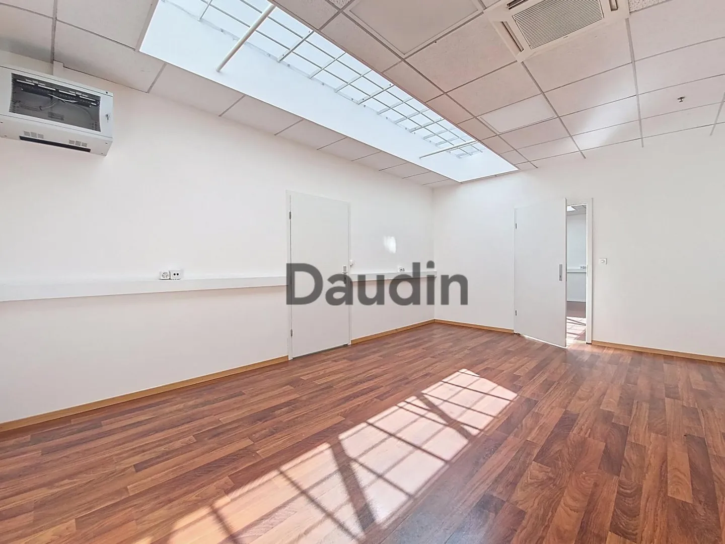 Bureau d'env. 97m2 à Meyrin - Photo 5 sur 6