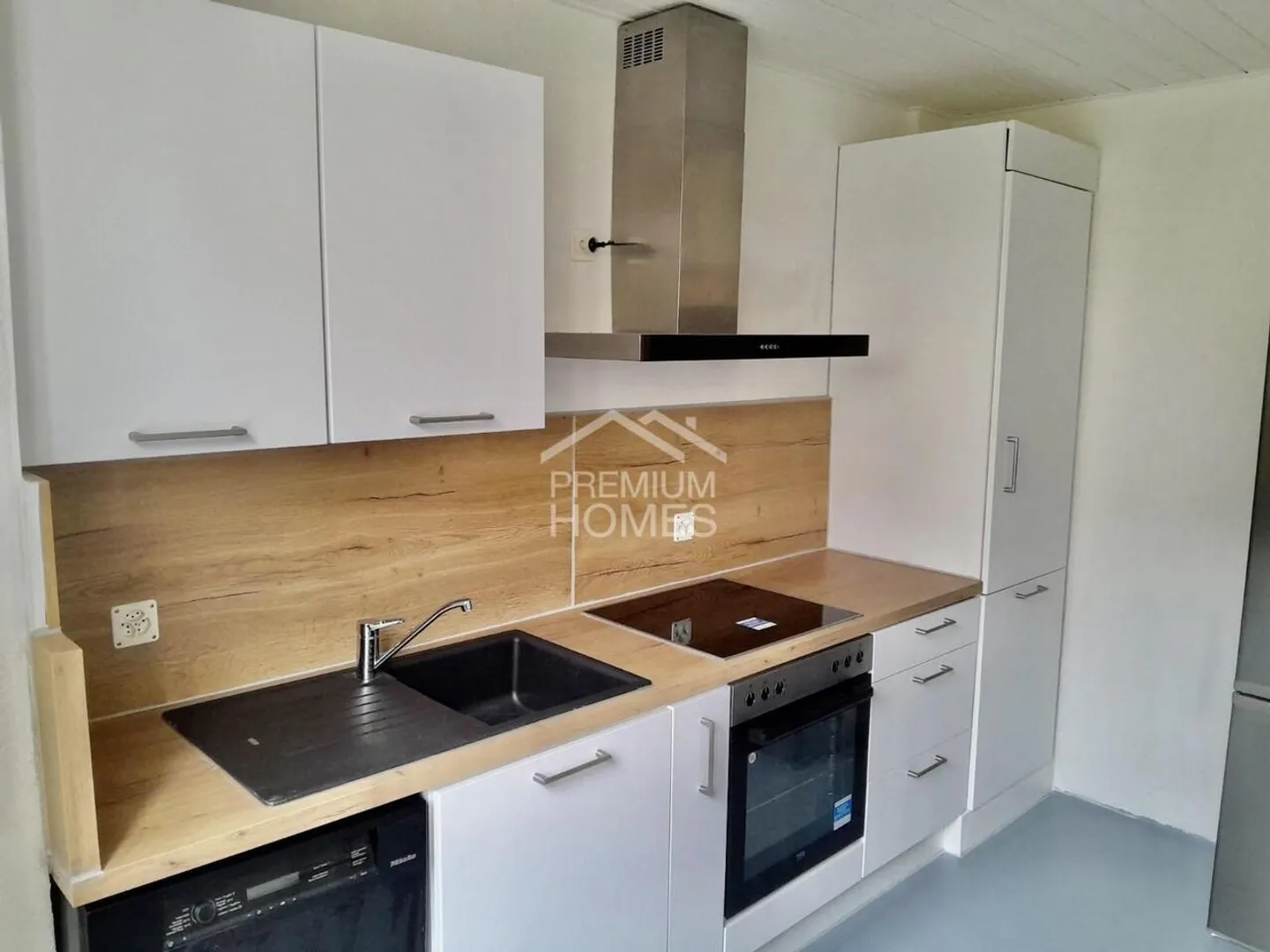 Charmante Wohnung mit Investitionspotenzial - Foto 2 von 6