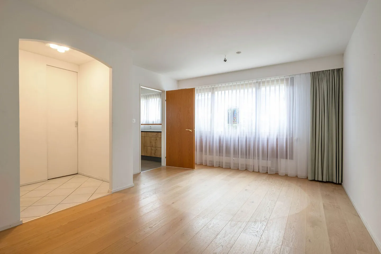 Appartamento 3.5 locali con stanze hobby vicino al Kannenfeldpark a Basilea - Foto 3 di 12