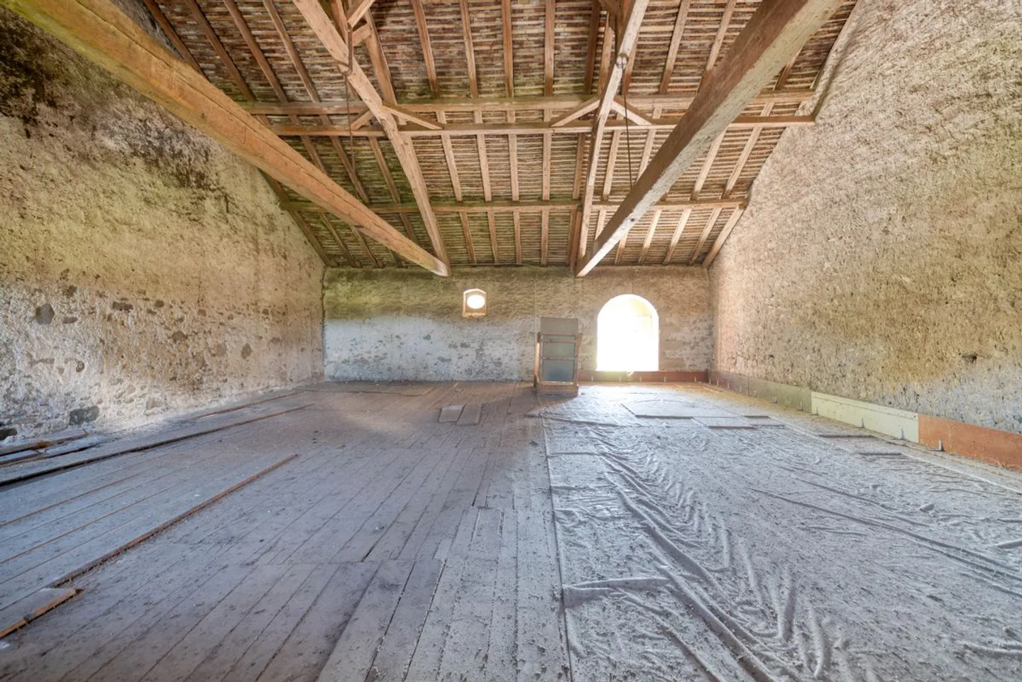 Wunderschönes historisches Gebäude - Foto 6 von 12