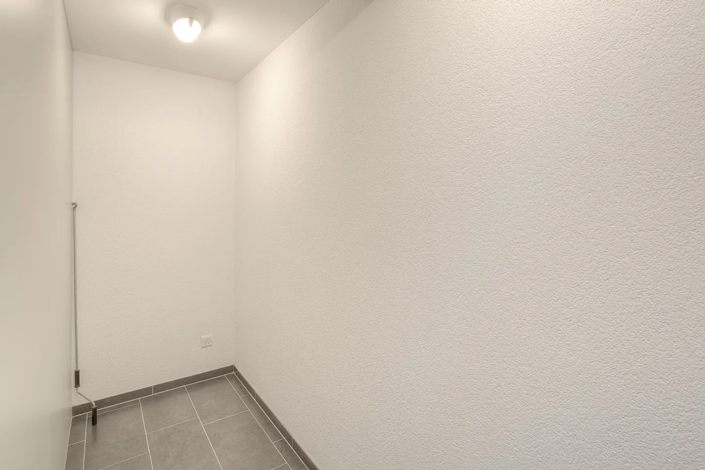 Appartement moderne dans un emplacement de choix - Photo 4 sur 12