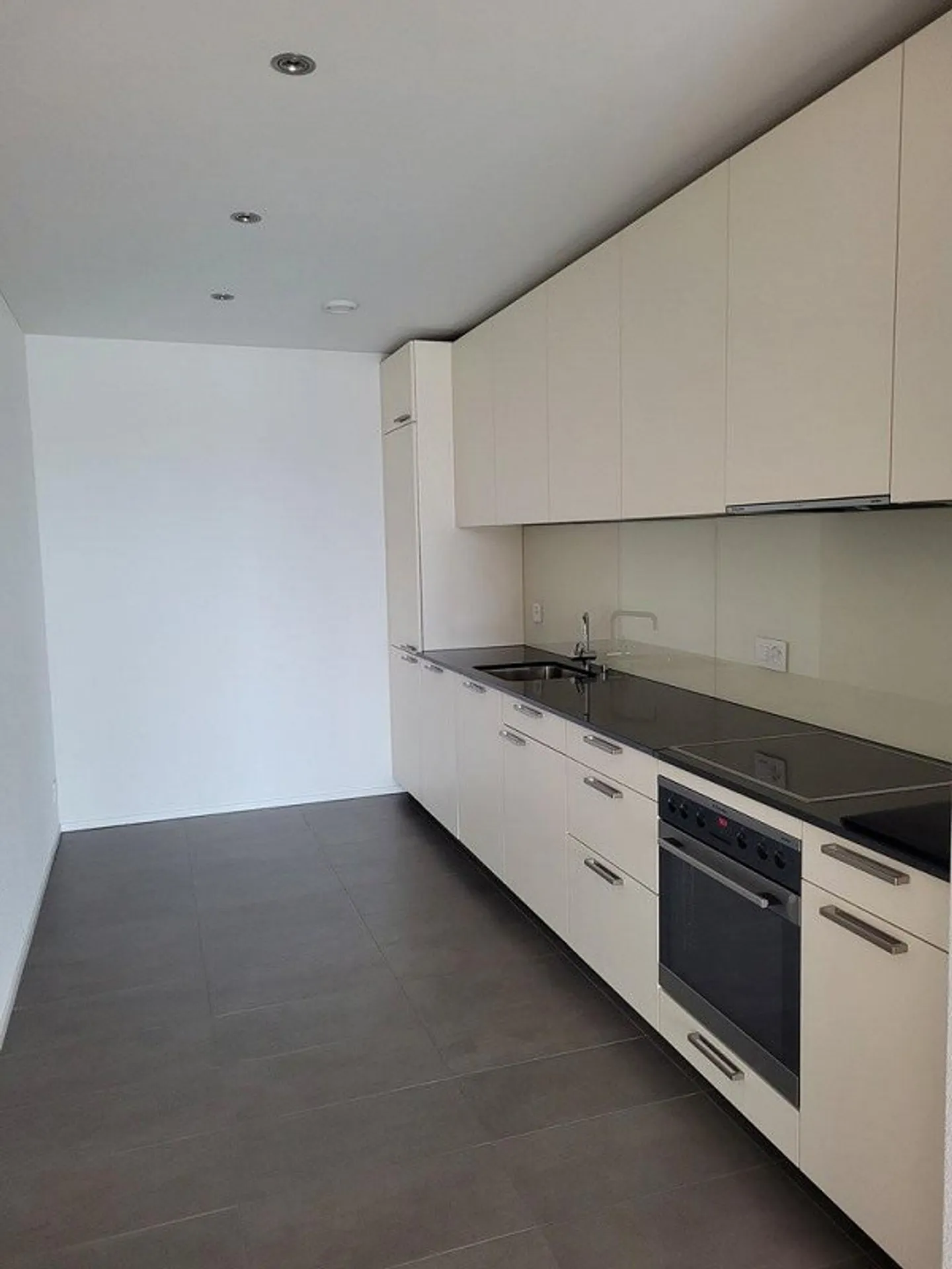 Modern 2.5 Room Apartment - close to Lake Pfäffiker - Photo 5 of 8