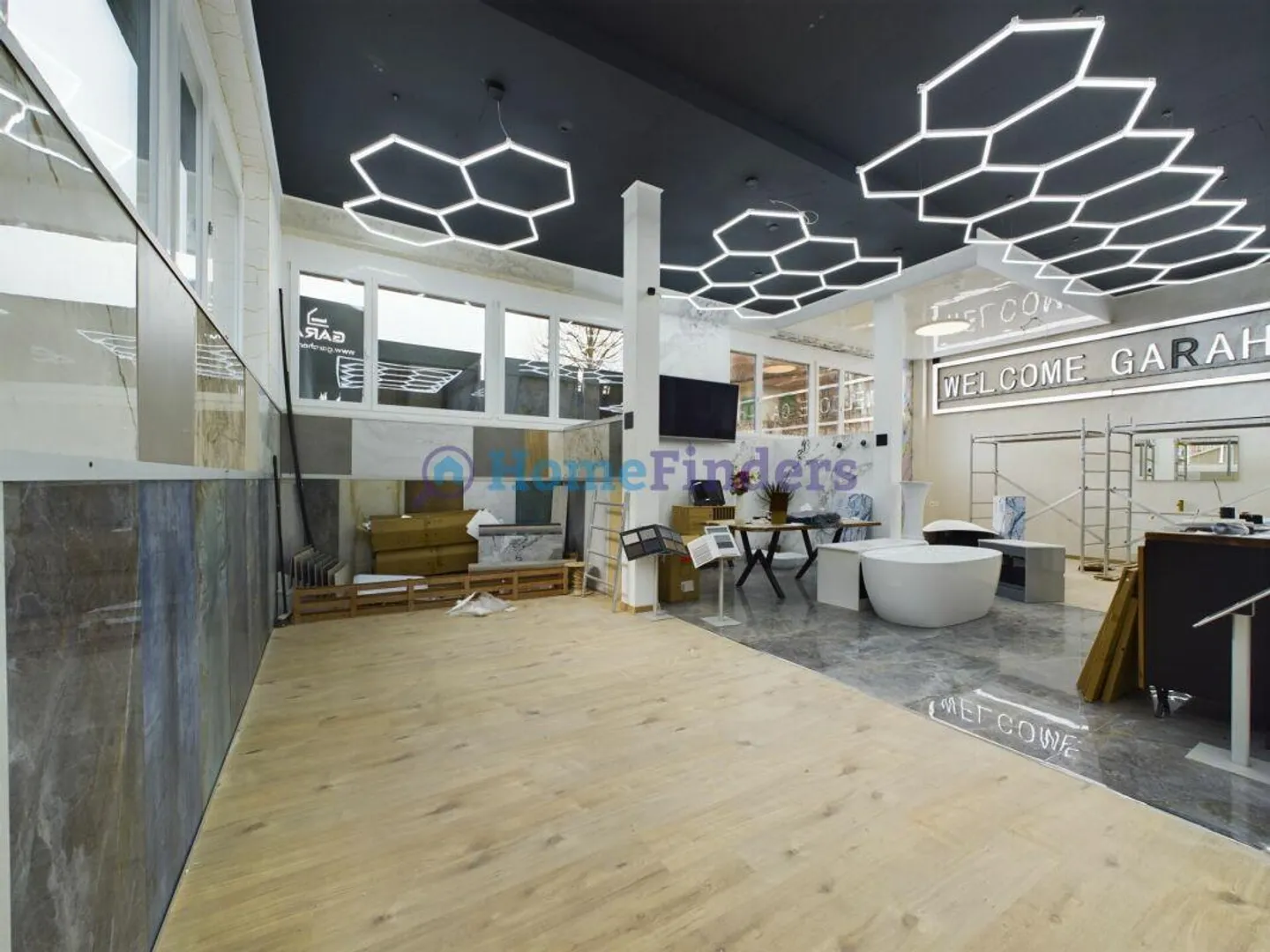 MODERN AND SPACIOUS - YOUR NEW BUSINESS LOCATION! - Photo 5 of 9