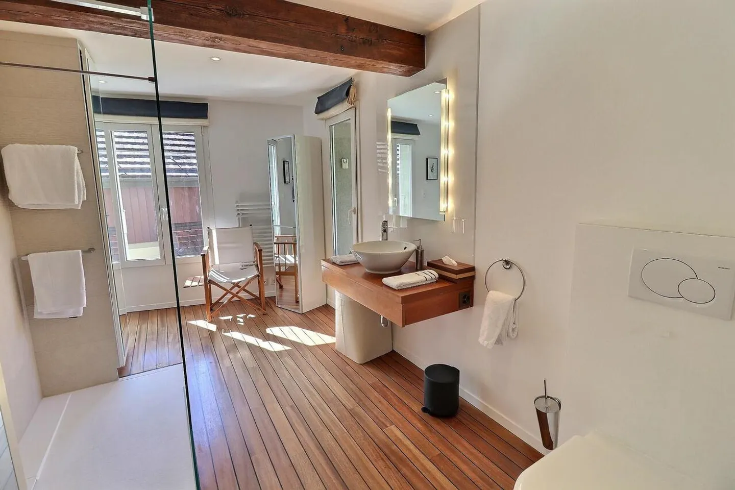 Magnificent house in occupied life annuity without rent with splendid lake view - Photo 16 of 21