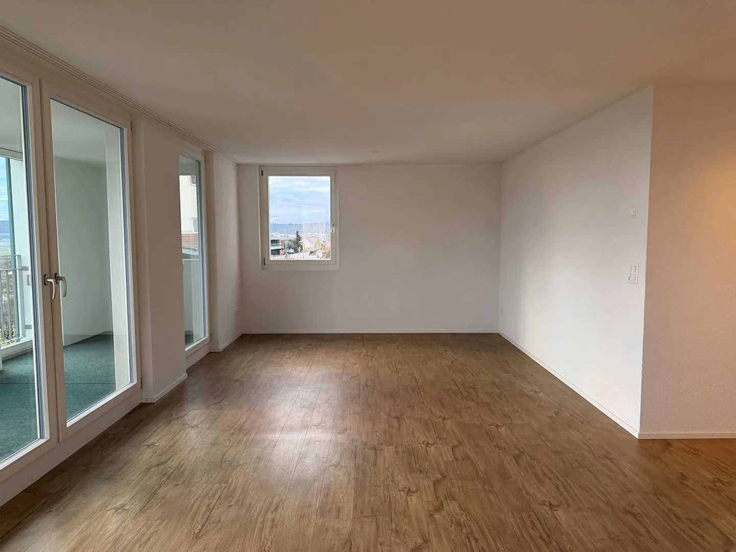 Appartamento Moderno in Standard di Proprietà - Foto 2 di 12