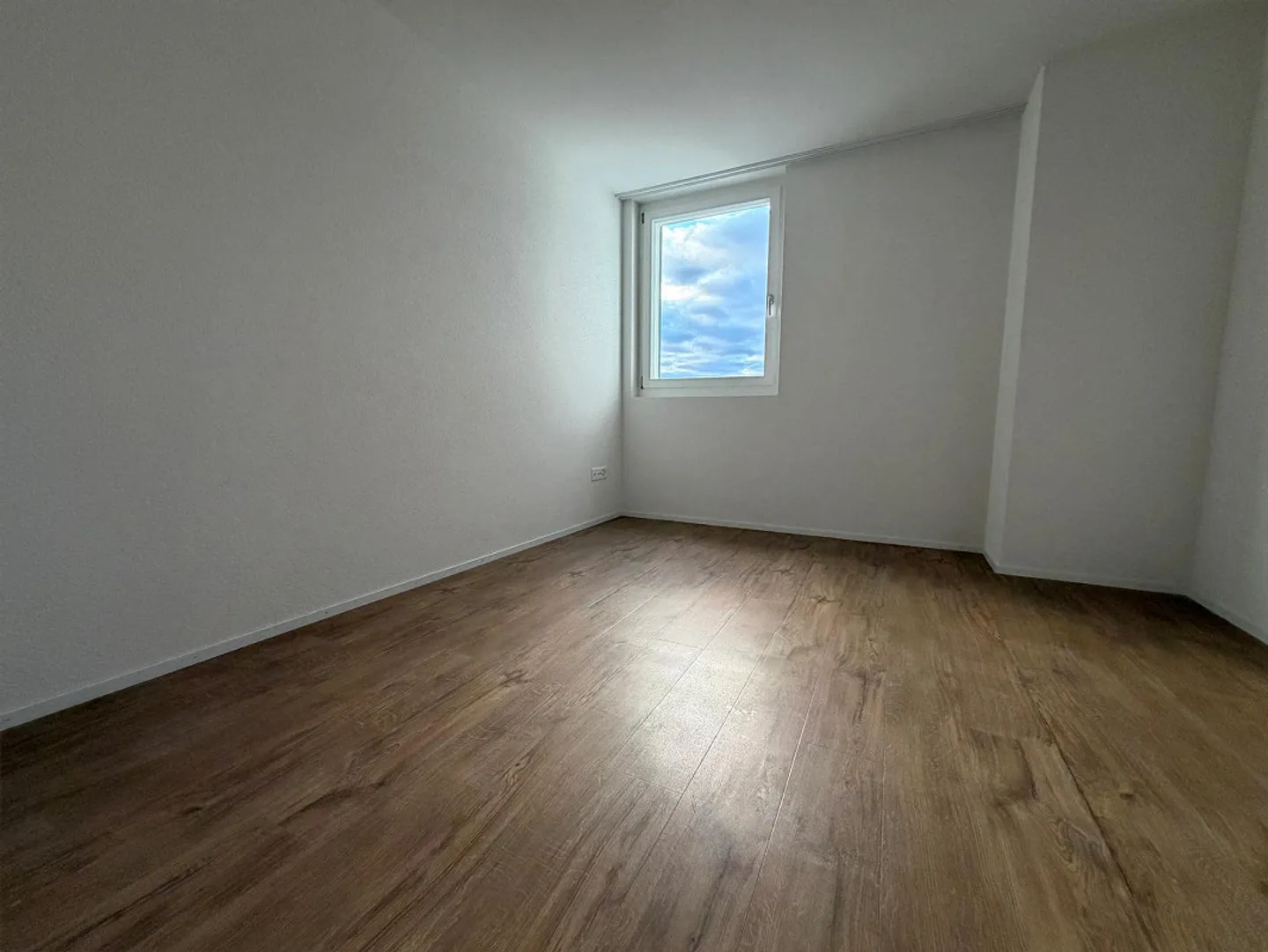 Appartamento Moderno in Standard di Proprietà - Foto 8 di 12