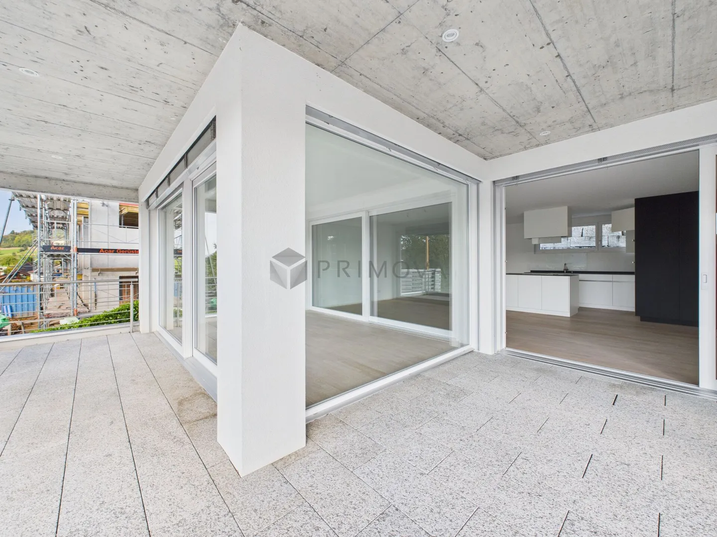Limitless living experience in light-flooded large rooms - Photo 11 of 12