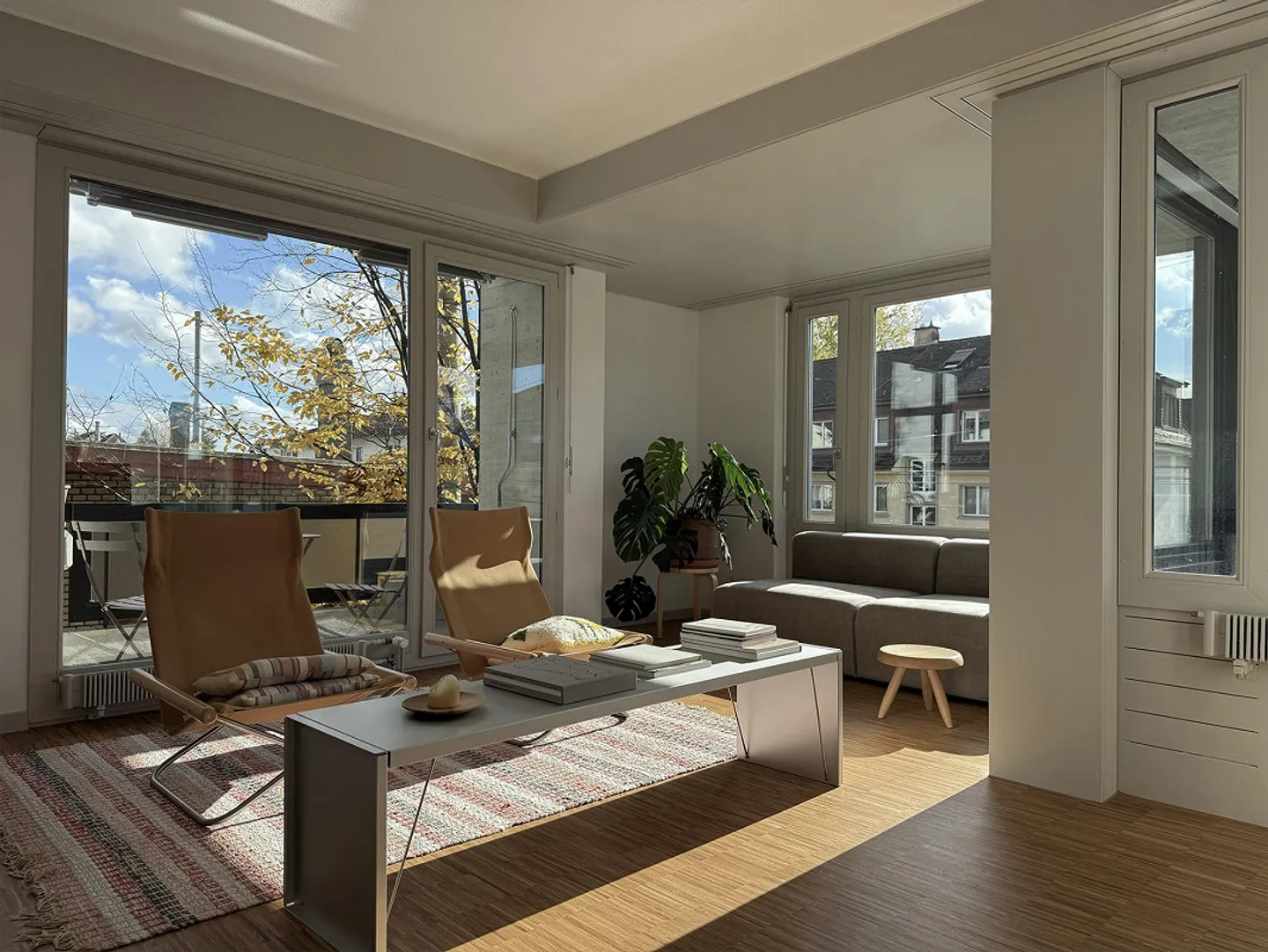 Spektakuläre 3.5-Zimmer-Wohnung im sonnigen Zürich Höngg - Foto 3 von 12