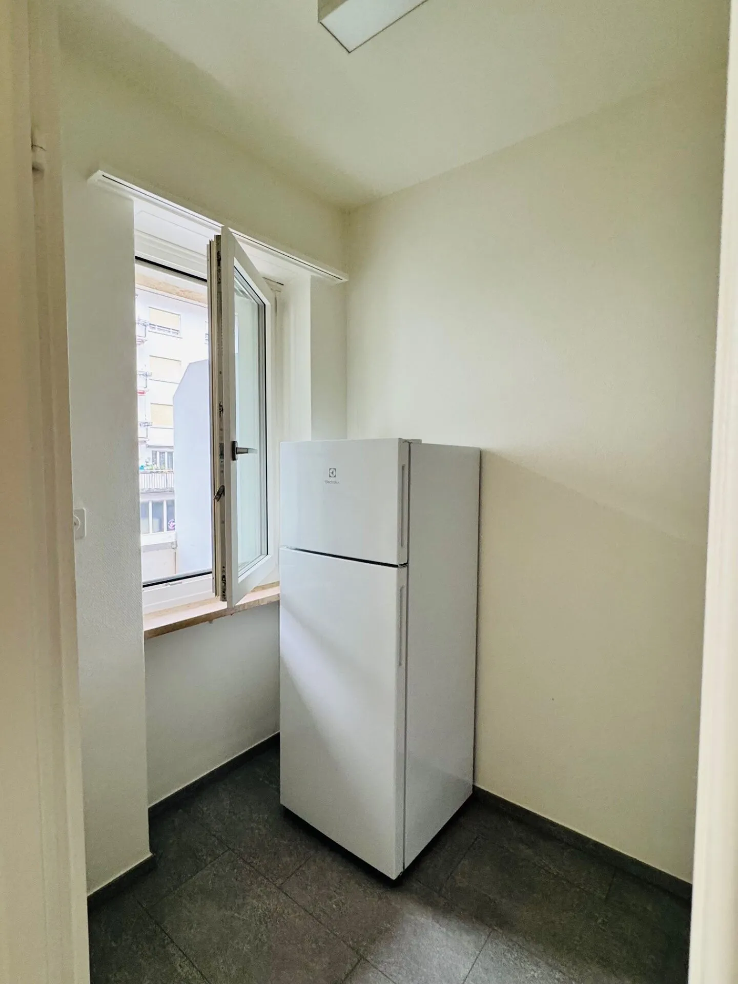 Appartamento 1 camera al 1° piano, Wiesenstrasse 18 Basilea - Foto 4 di 7