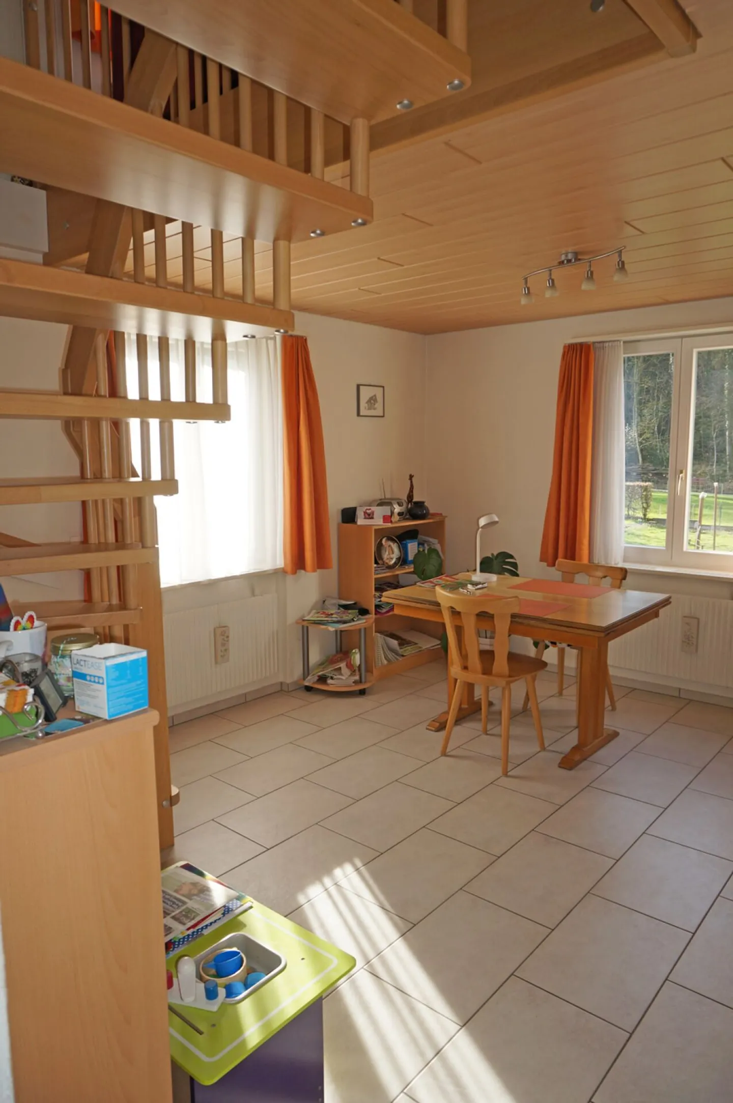 ...stilvolles Wohnhaus direkt an Feld und Wald... - Foto 10 von 14