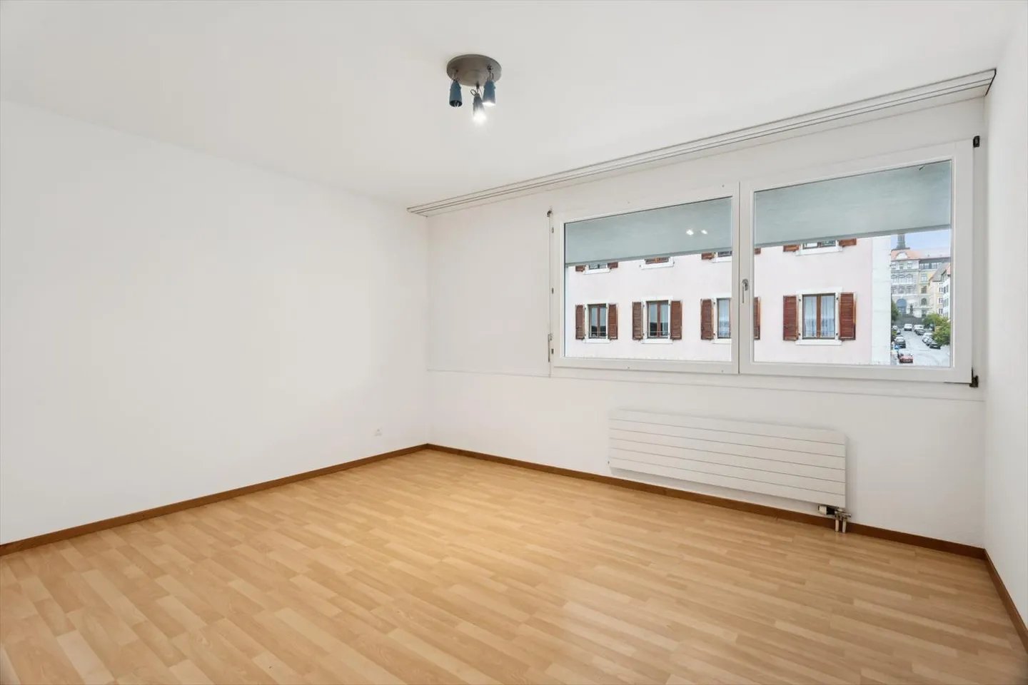 Appartamento in centro città con deposito gratuito! - Foto 7 di 9