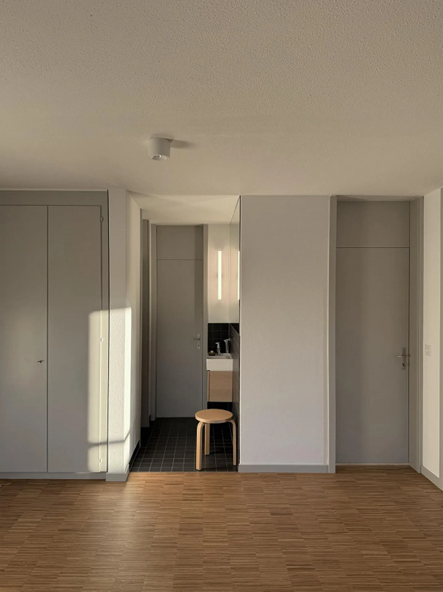 Spektakuläre 3.5-Zimmer-Wohnung im sonnigen Zürich Höngg - Foto 9 von 12