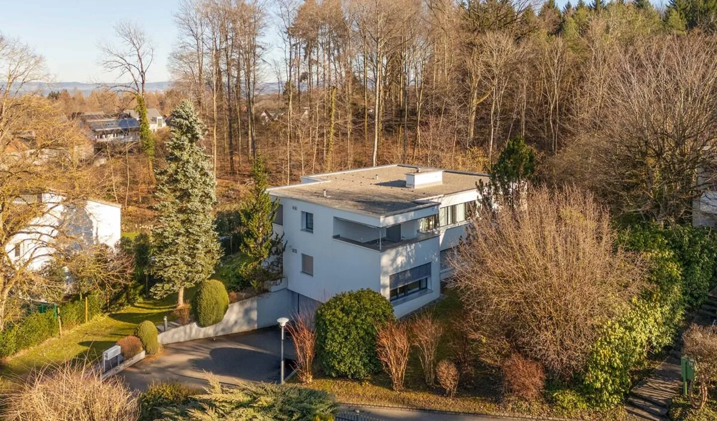 Casa bifamiliare con potenziale di sviluppo - Foto 3 di 5