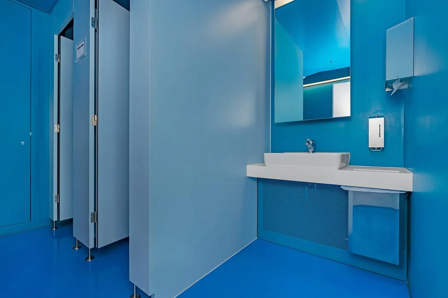 Bureau Open Space - Flexible et adaptable, parfait pour votre entreprise ! - Photo 8 sur 11