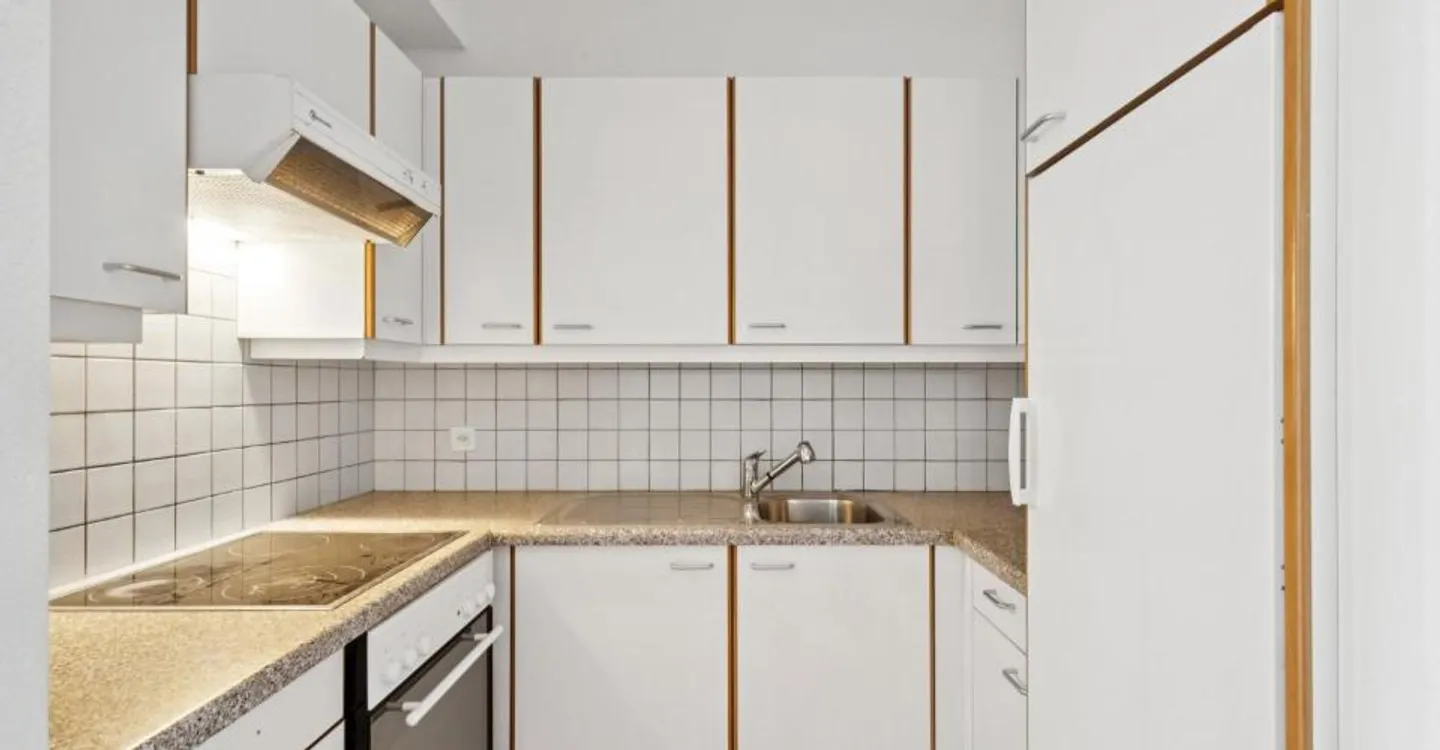 Spacious apartment - Photo 3 of 9
