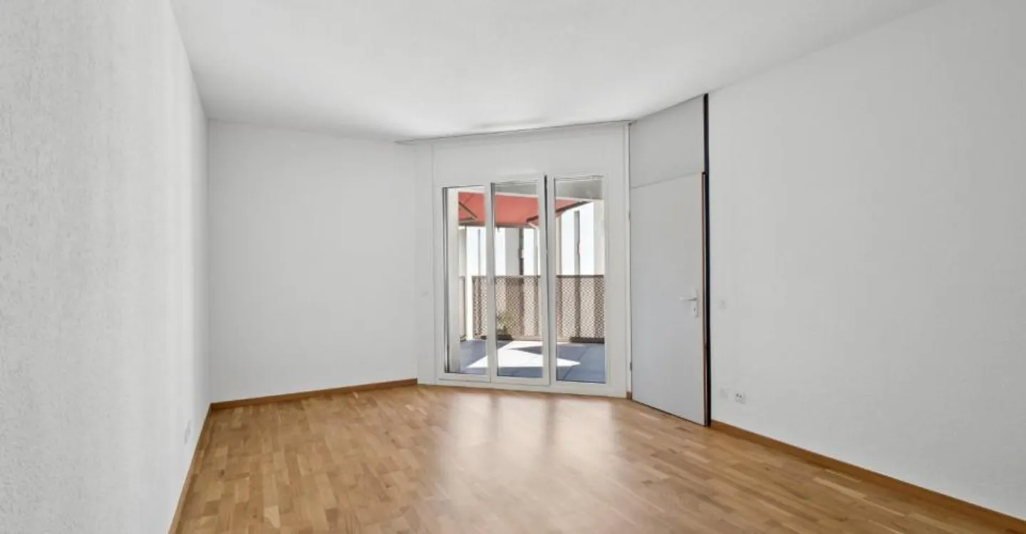Spacious apartment - Photo 6 of 9
