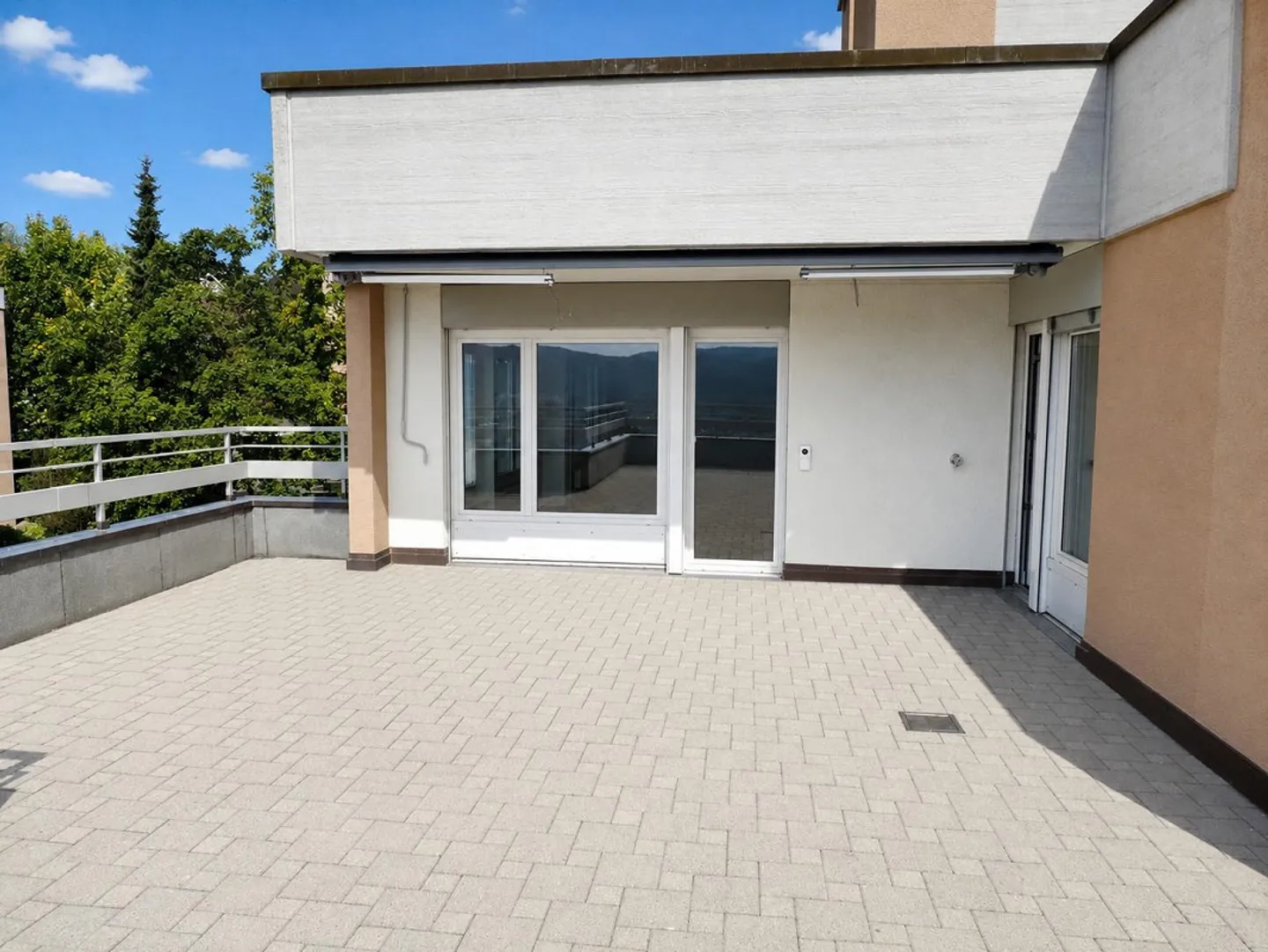 Attikawohnung mit Grosser Terrasse - Foto 6 von 11