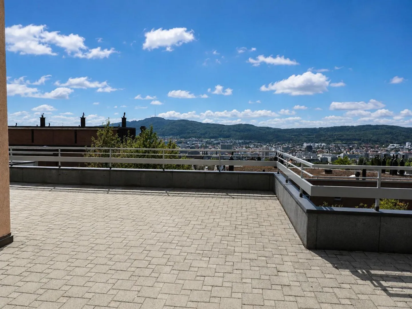 Attikawohnung mit Grosser Terrasse - Foto 8 von 11