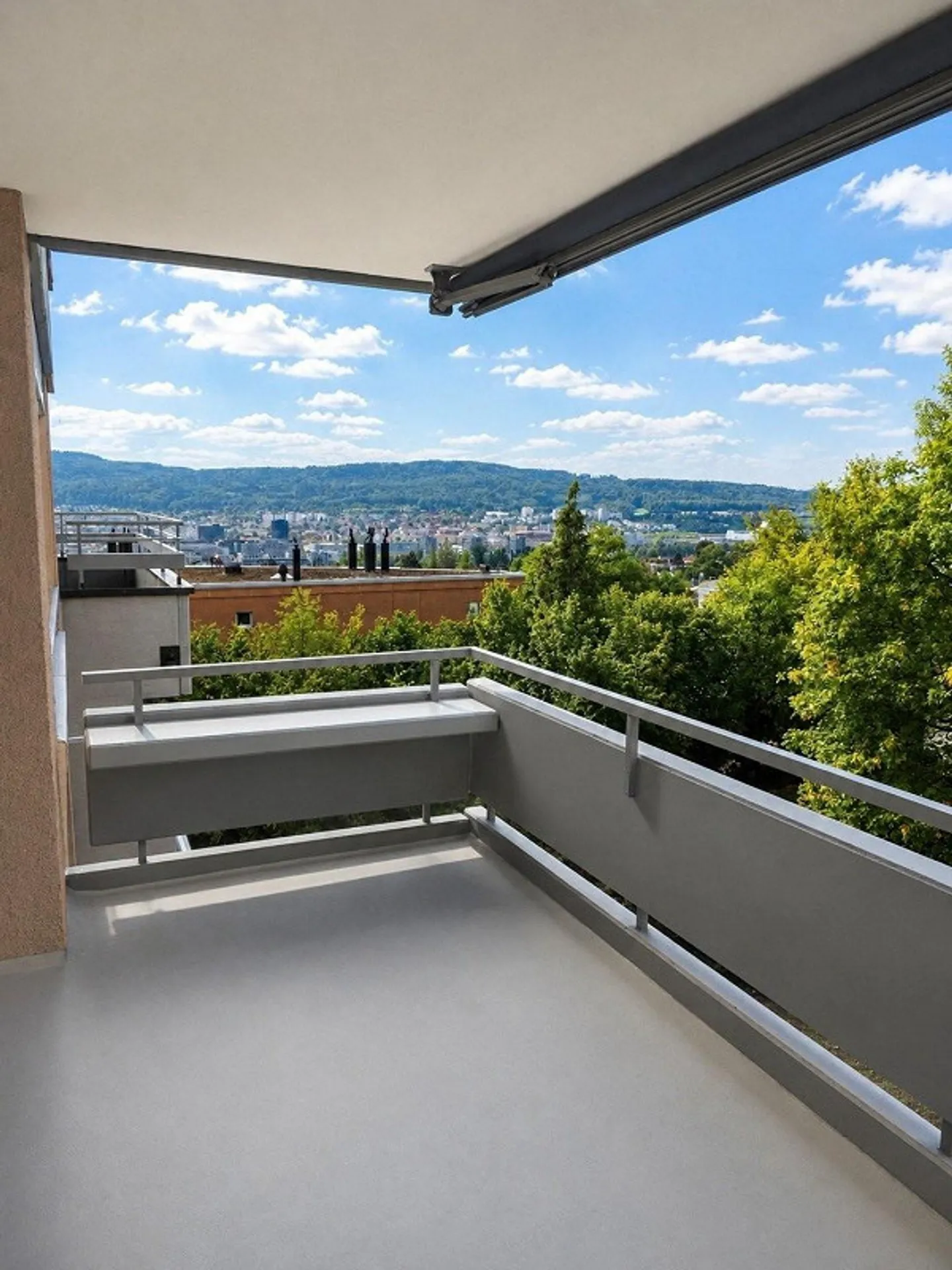 Attikawohnung mit Grosser Terrasse - Foto 9 von 11