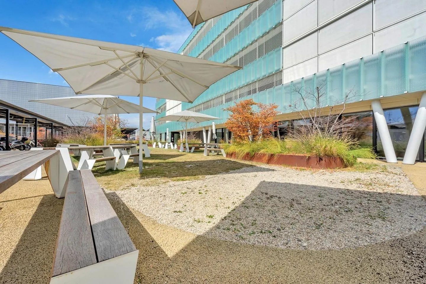 Bureau Open Space - Flexible et adaptable, parfait pour votre entreprise ! - Photo 11 sur 11