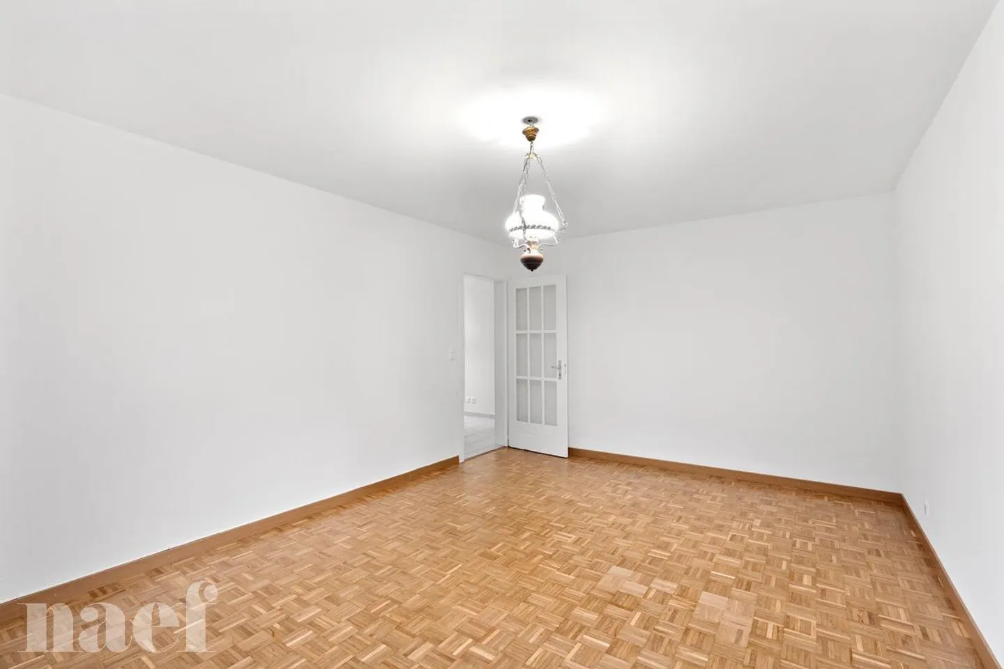 Bel appartamento situato in una zona tranquilla e verde. - Foto 3 di 10