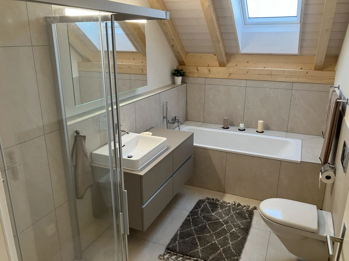 Sample Apartment in Gässli Grünenmatt - Photo 3 of 9