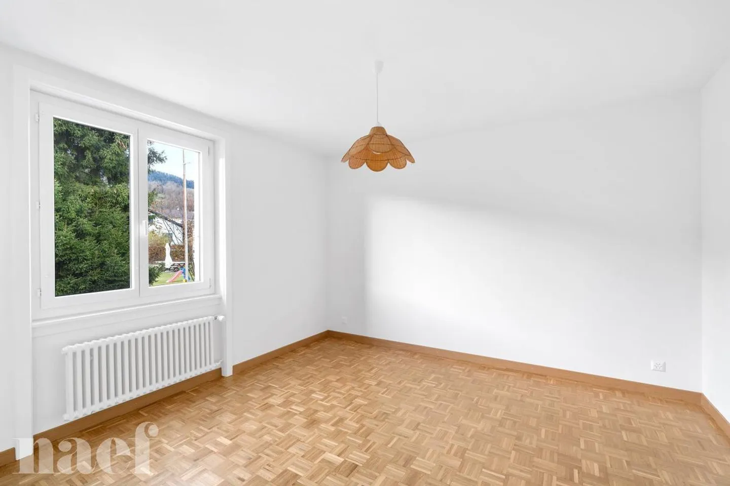 Bel appartamento situato in una zona tranquilla e verde. - Foto 7 di 10