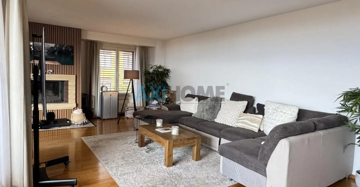 Un indirizzo privilegiato a Montreux! 4,5 locali con vista lago e balcone - Foto 3 di 10