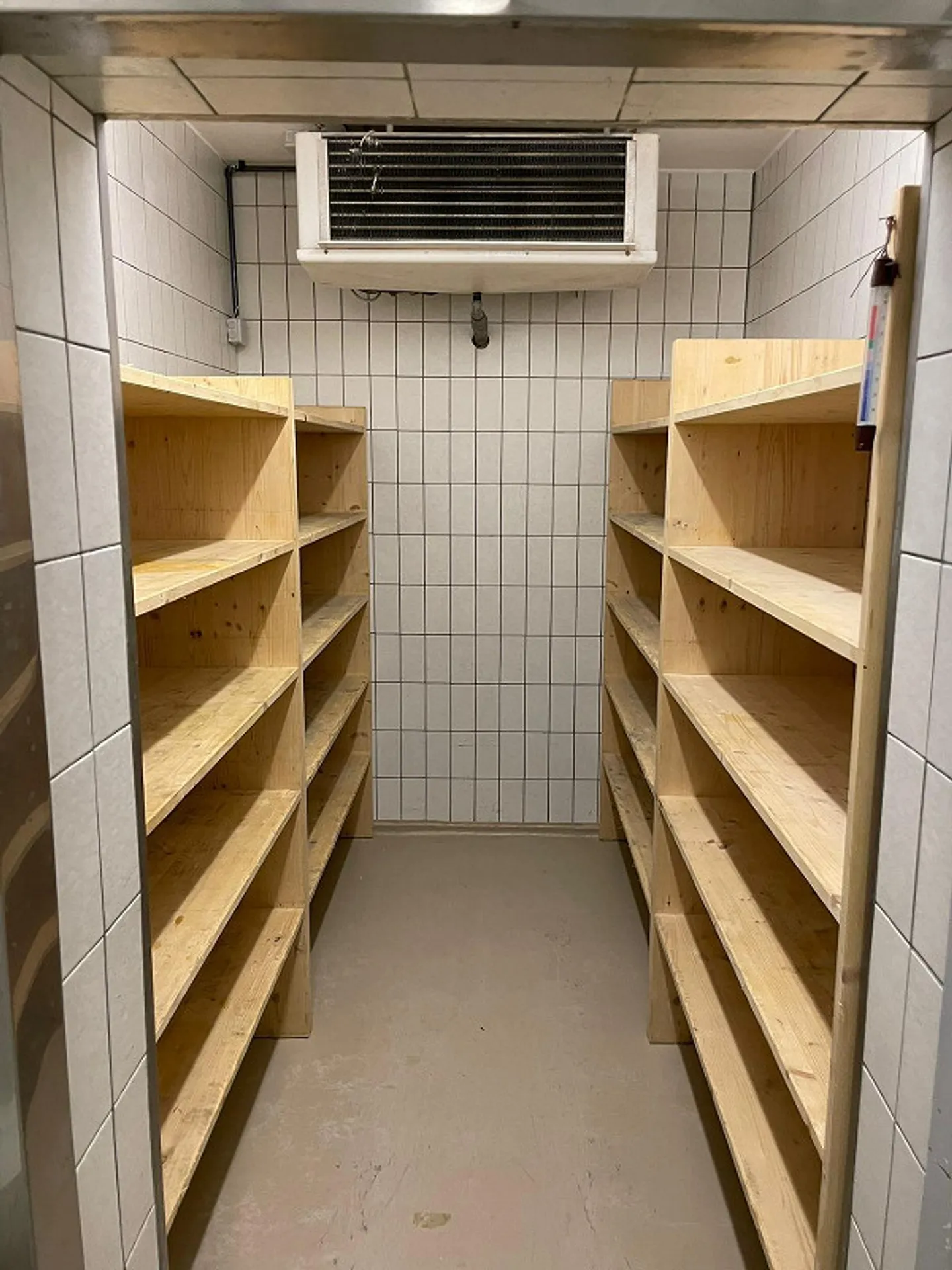 Vielseitiger Verkaufsraum - Foto 4 von 9