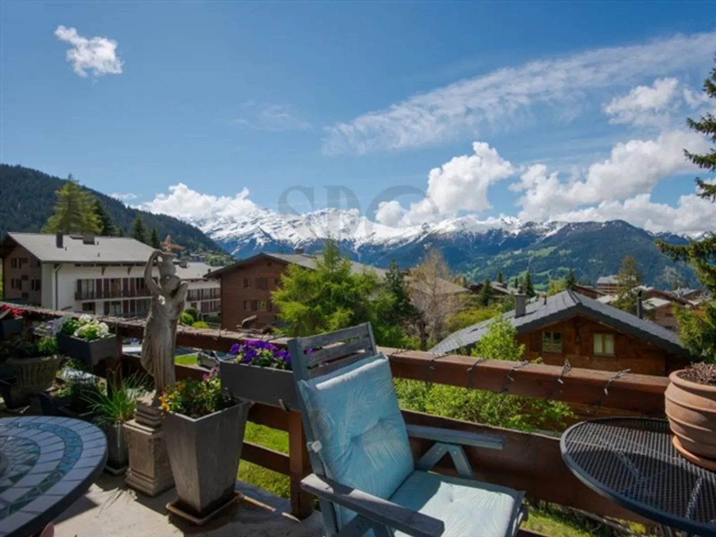 Ideale posizione, a pochi passi dalla seggiovia Moulins - Foto 4 di 12