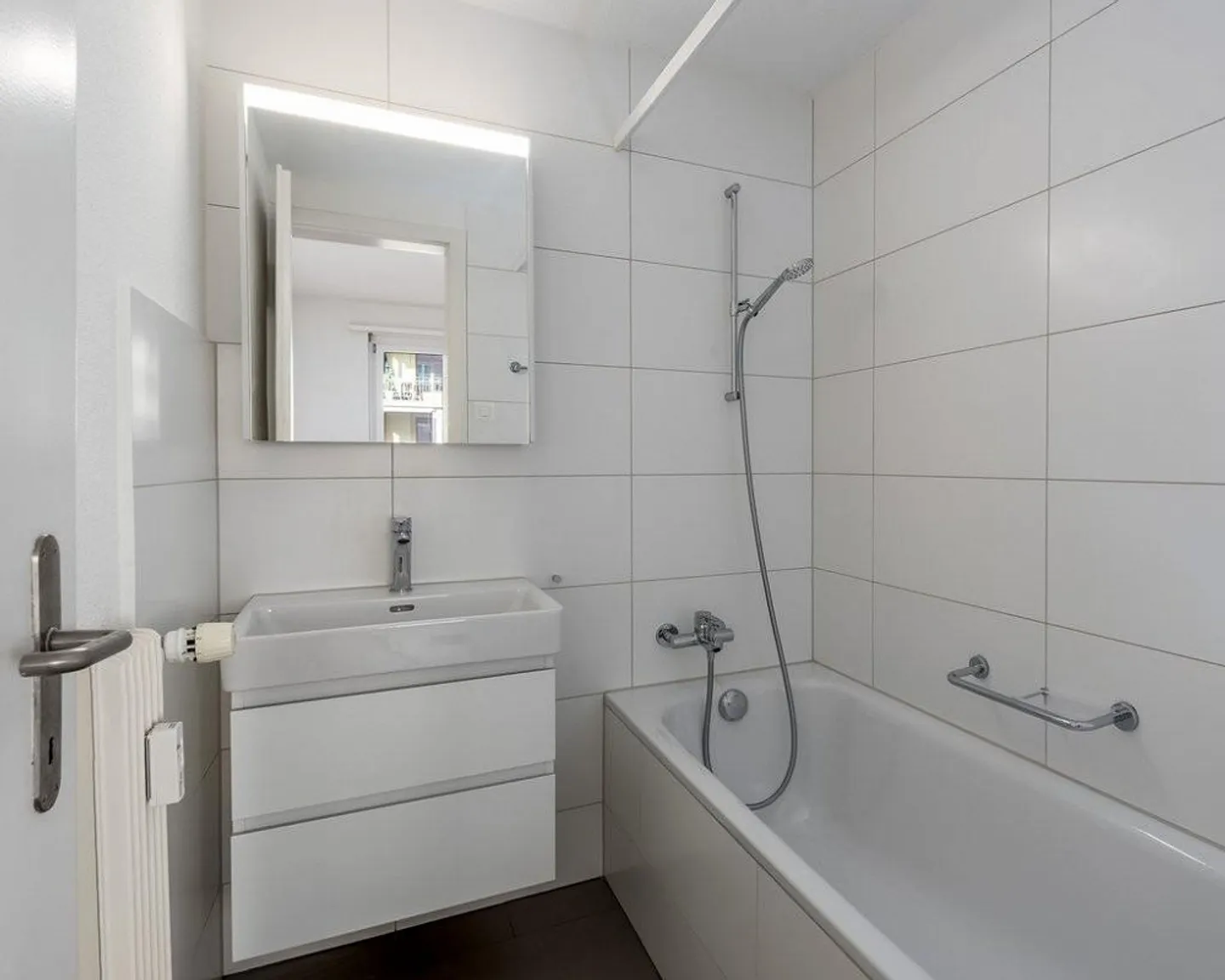 Your Apartment with a View in District 6 - Photo 5 of 12