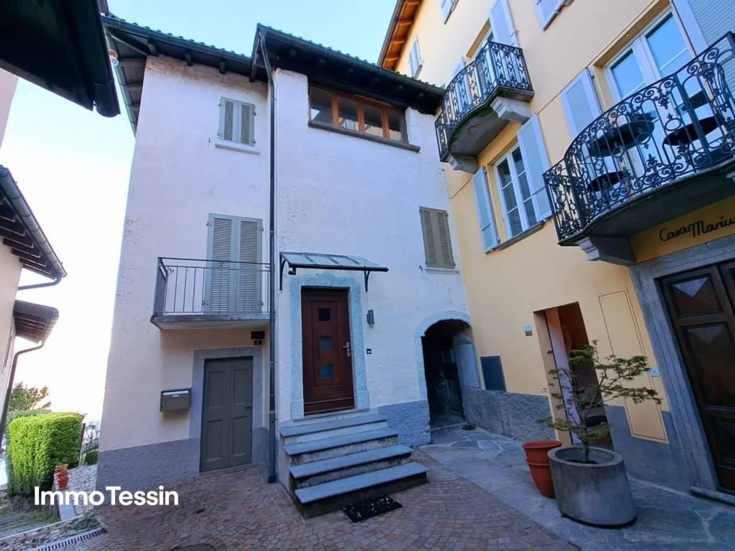 OPPORTUNITY: Nucleo-Rustico jewelry to fall in love with in a quiet & relaxing... - Photo 4 of 13