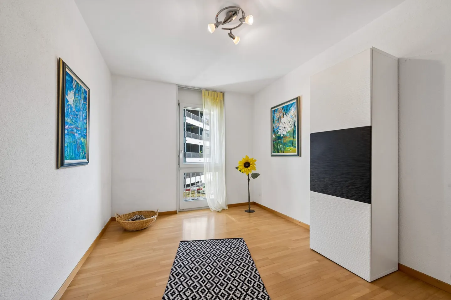 Bright 4.5-room apartment with a well-thought-out floor plan - Photo 7 of 14