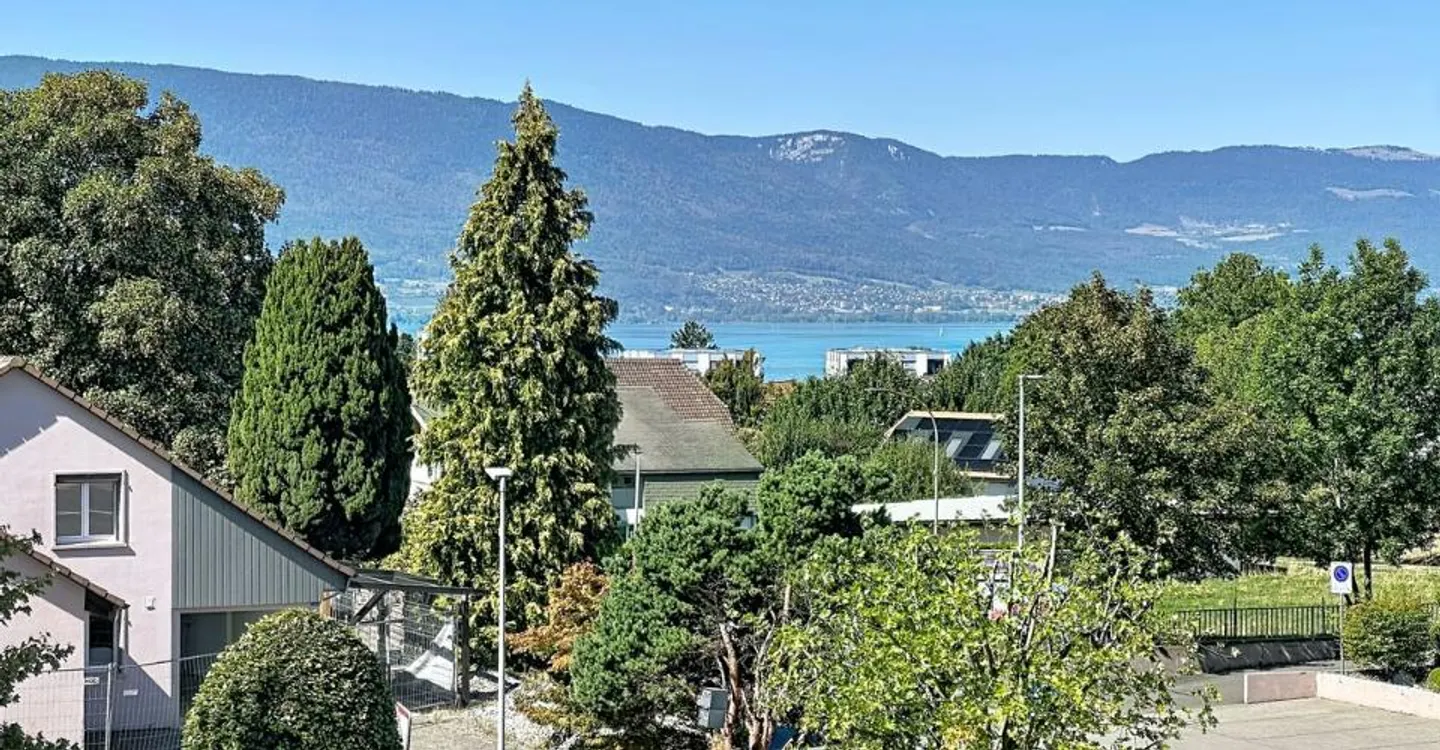 Renovierte Dachgeschosswohnung mit Seeblick - Foto 13 von 13