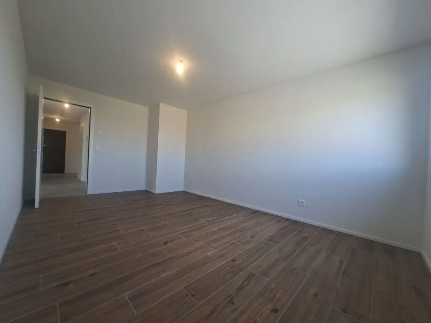 Neue 3,5-Zimmer-Wohnung im 1. Stock in Farvagny - Foto 3 von 9