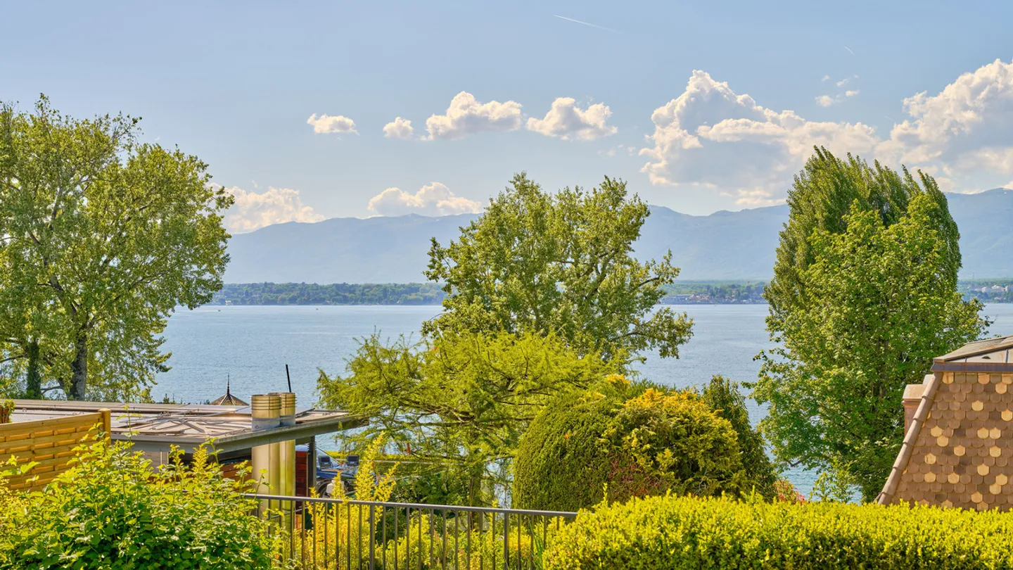 8-Zimmer-Haus - Foto 3 von 9