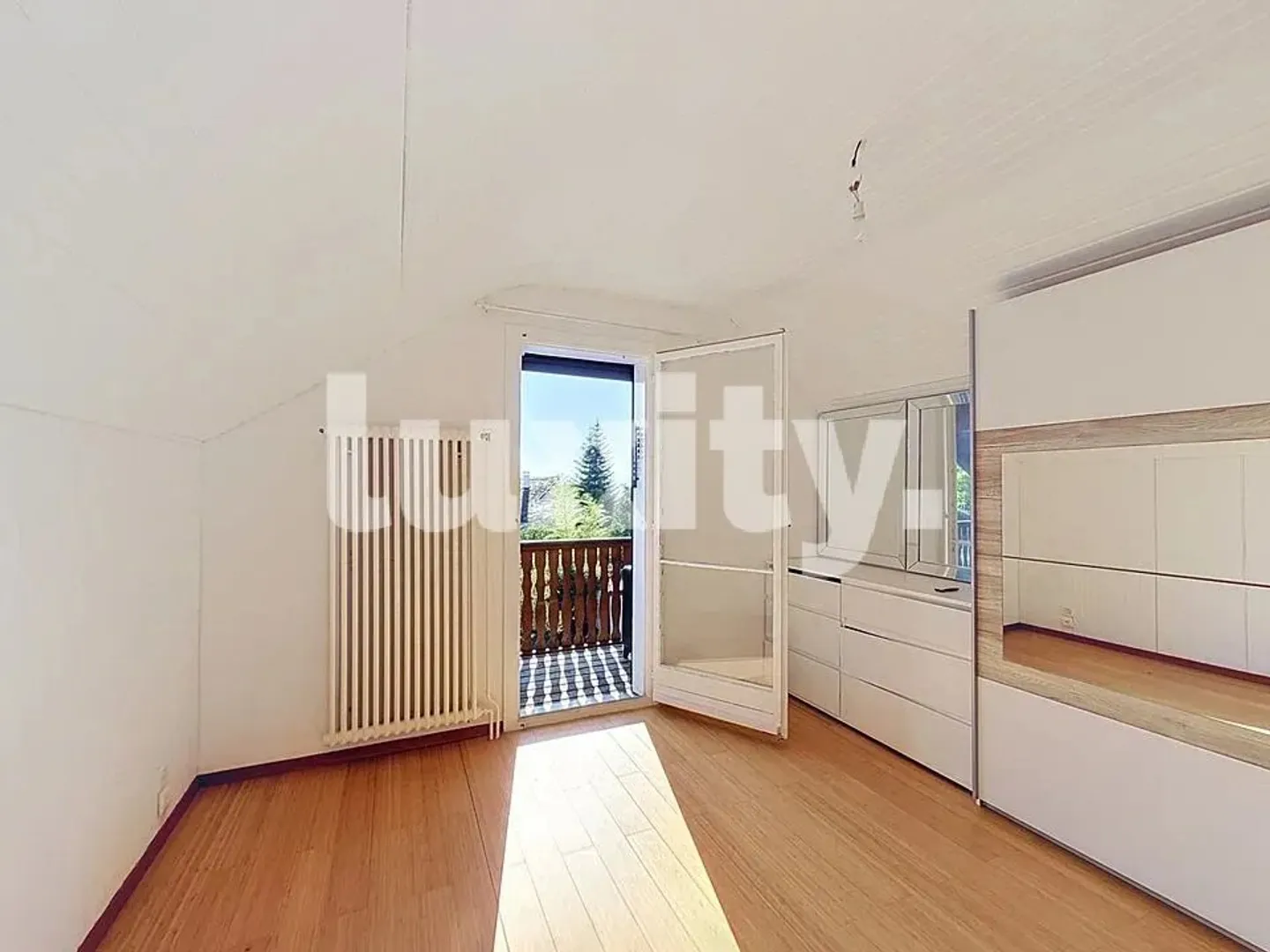 CHAVANNES-DES-BOIS ? Familienhaus von etwa 120 m² mit Garten - Foto 6 von 8