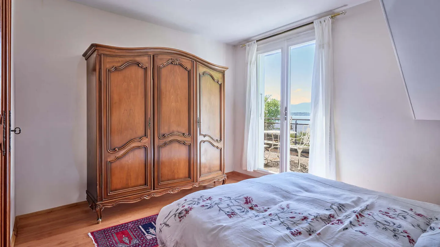8-Zimmer-Haus - Foto 6 von 9