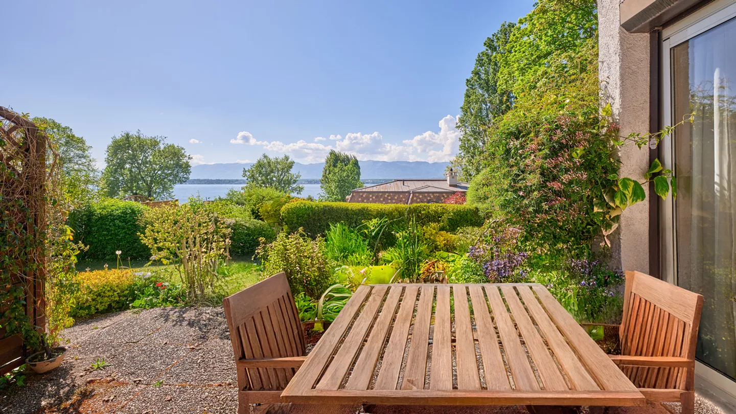 8-Zimmer-Haus - Foto 8 von 9