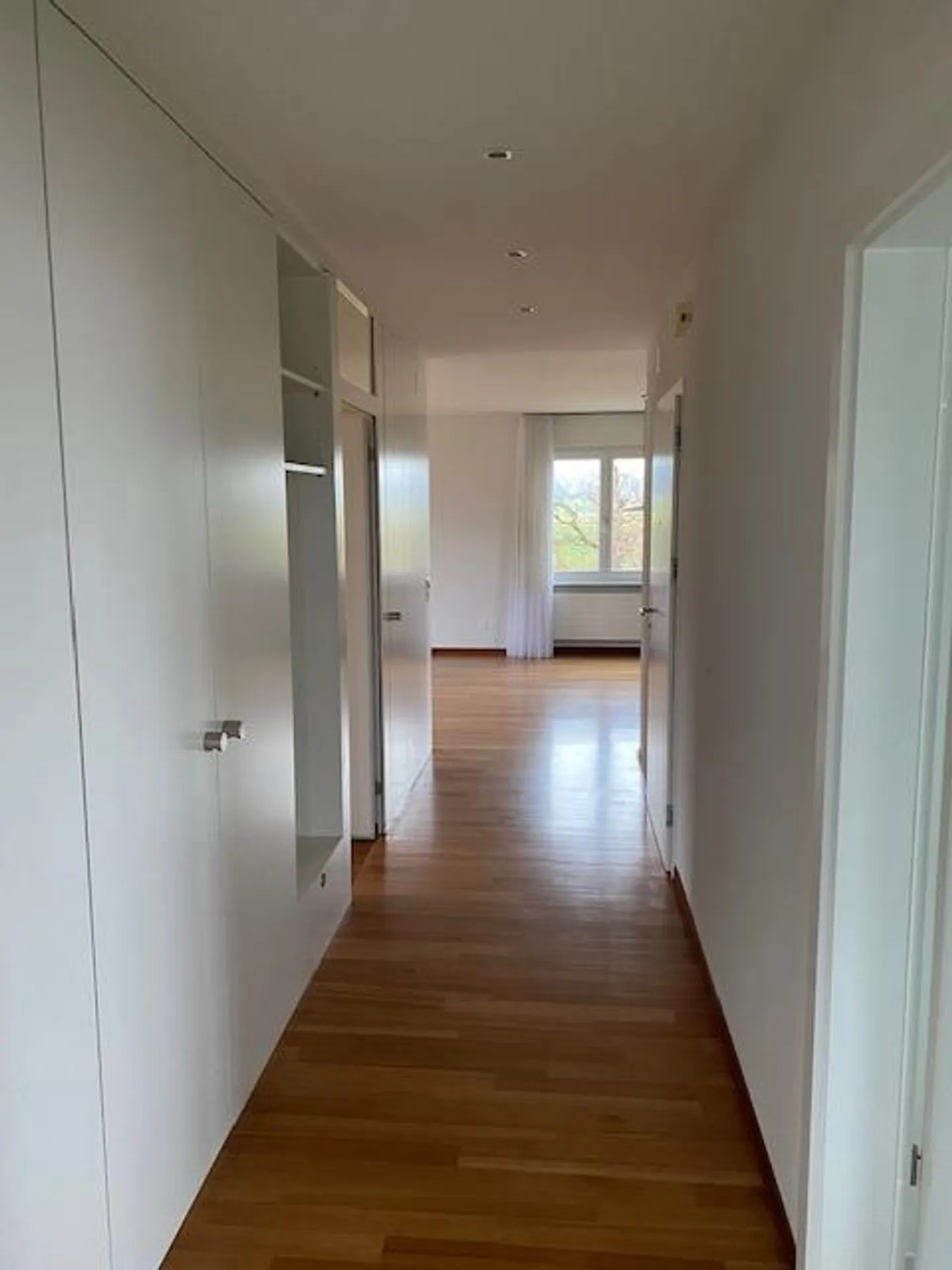 Modern apartment in a quiet residential area - Photo 17 of 19